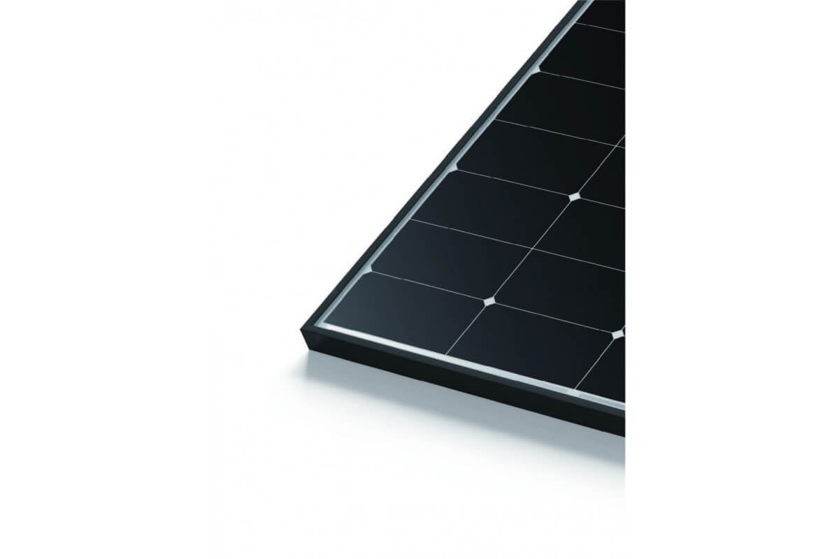 LONGi Hi-MO X6 Explorer LR5-54HTH-440M, black frame, kabel 1,2 m